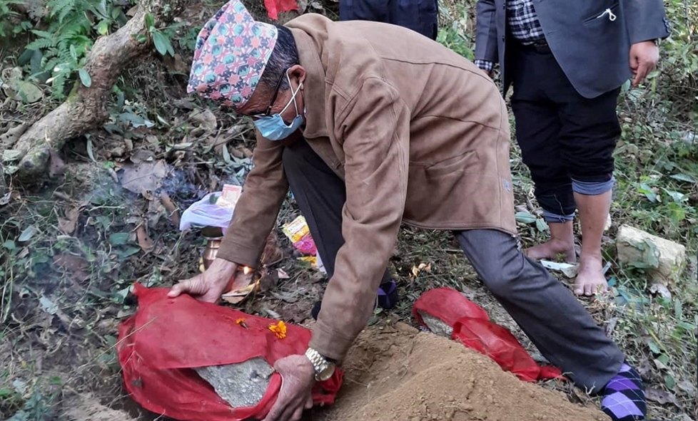 अछाममा बन्न लागेका ६ वटा अस्पतालको आज सिलान्यास गरियो