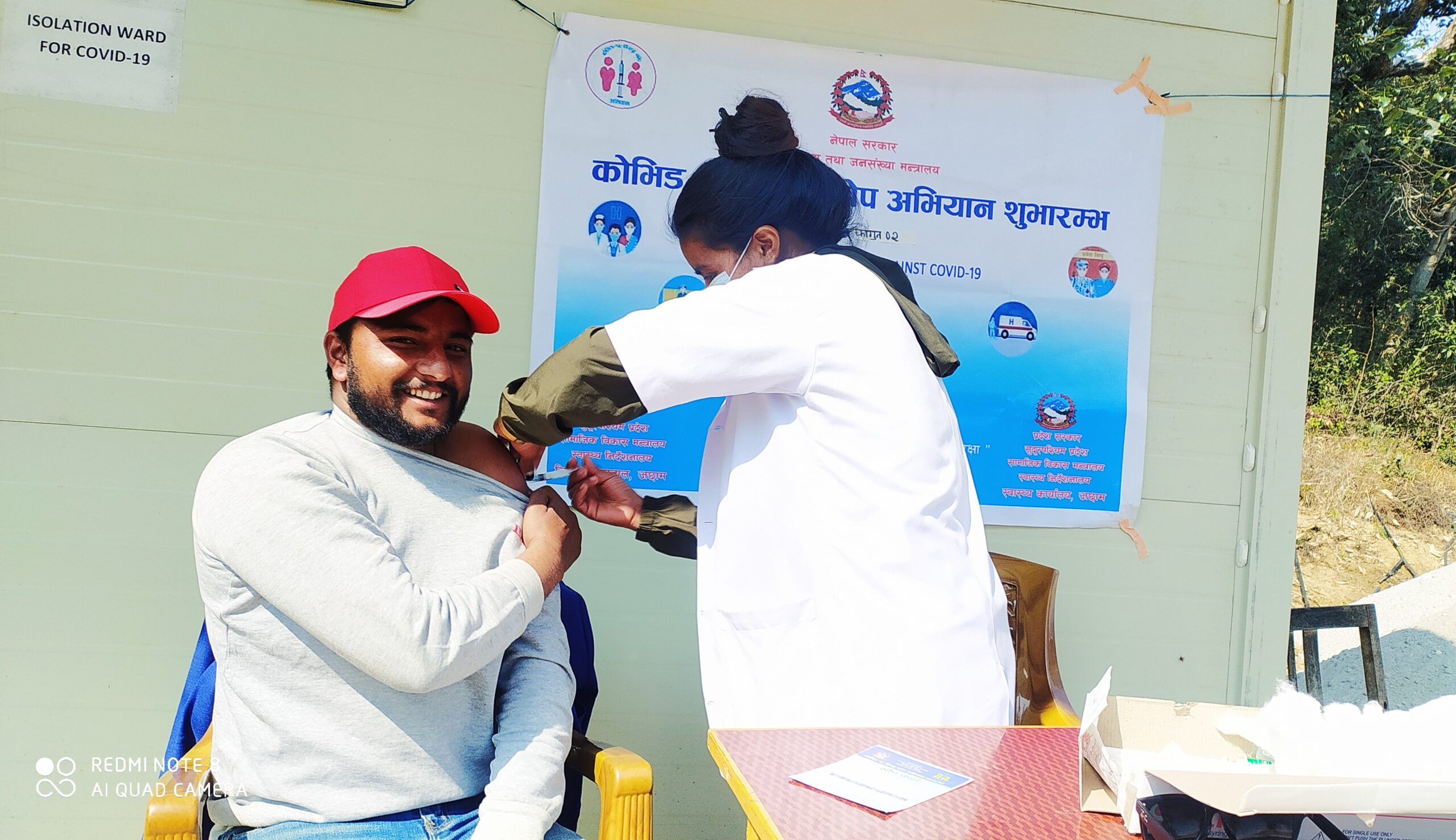 दोस्रो चरणमा पहिलो दिन अछाममा ५ सय ७० जनाले कोरोना विरुद्धको खोप लगाए