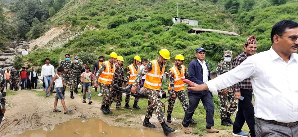 पहिरोबाट बच्ने उपायबारे नमुना अभ्यास प्रदर्शनी