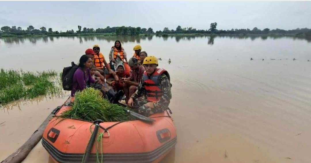 सुदूरपश्चिममा बर्षापछि डुबानः सेनाद्धारा ४० जनालाई स्थानान्तरण