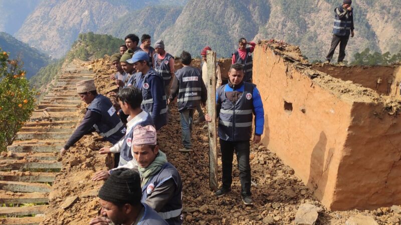 राष्ट्रिय युवा परिषदका सदस्य बिनोद शाही ठकुरीको नेतृत्वमा जाजरकोटमा युवा स्वयंसेवक परिचालन