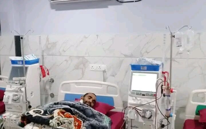 कोराना कालमा रात दिन नभनी मंगलसेन न•पा जनताका लागि खटिएका मृगौला पीडित देवकोटाको उपचारमा समस्या