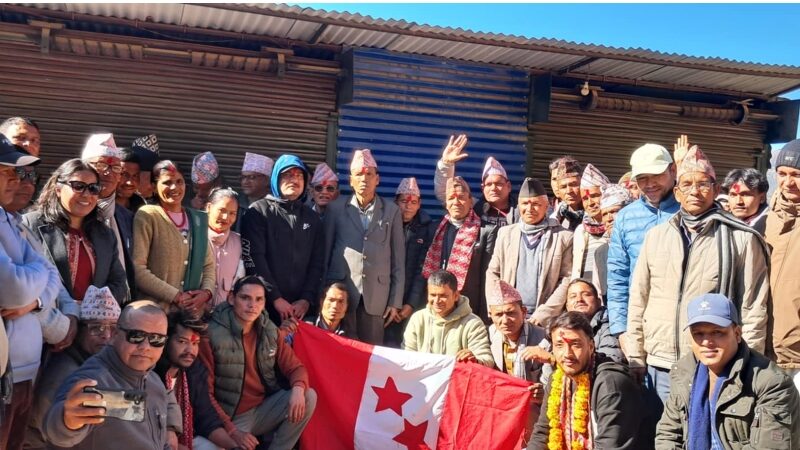 पञ्चदेवल विनायकमा एमाले छोडेर २१ जना काङ्ग्रेस प्रवेश
