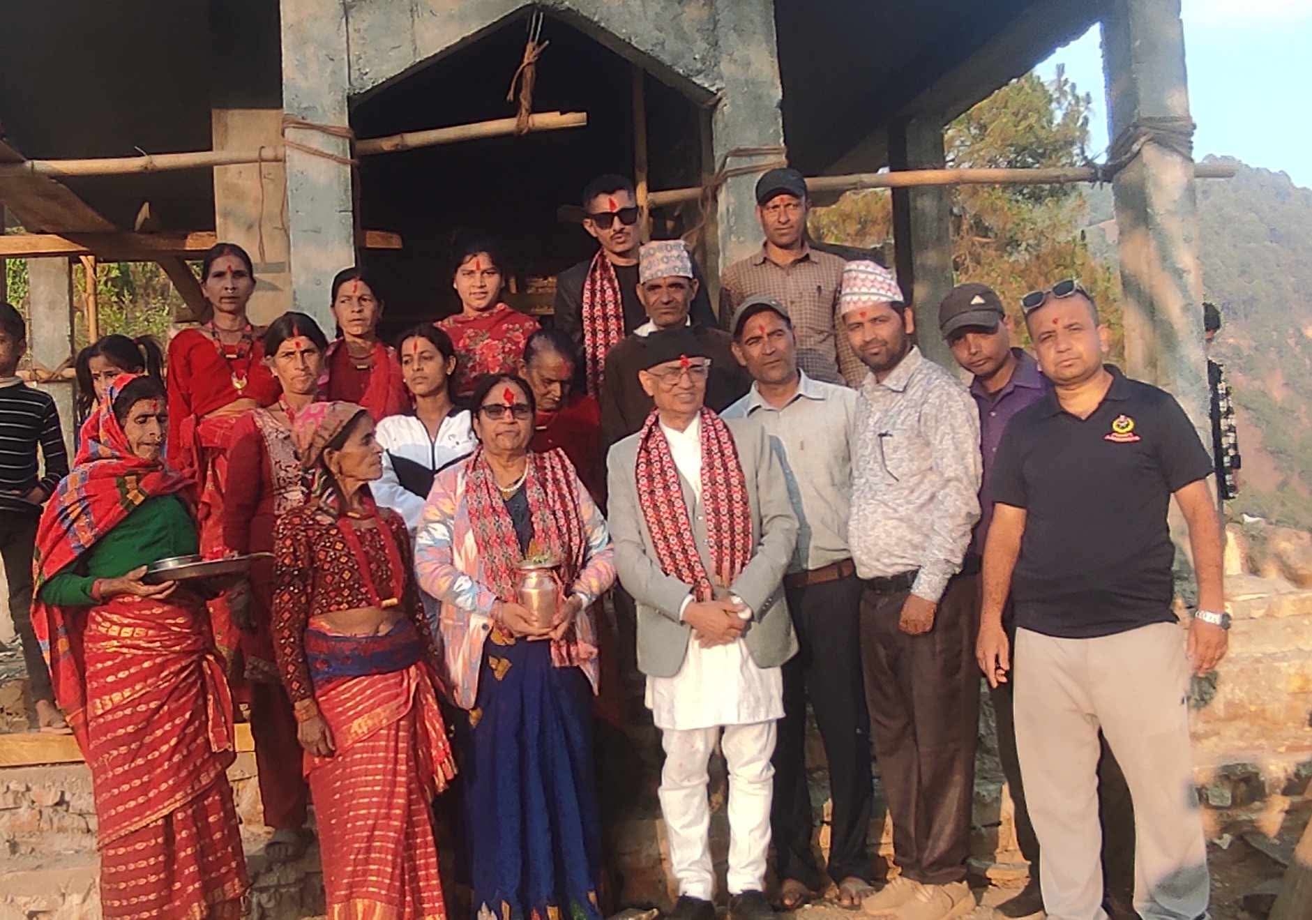 बागमती प्रदेश प्रमुख दिपक प्रसाद देवकाेटा अछामकाे देवकाेटमा पुगे